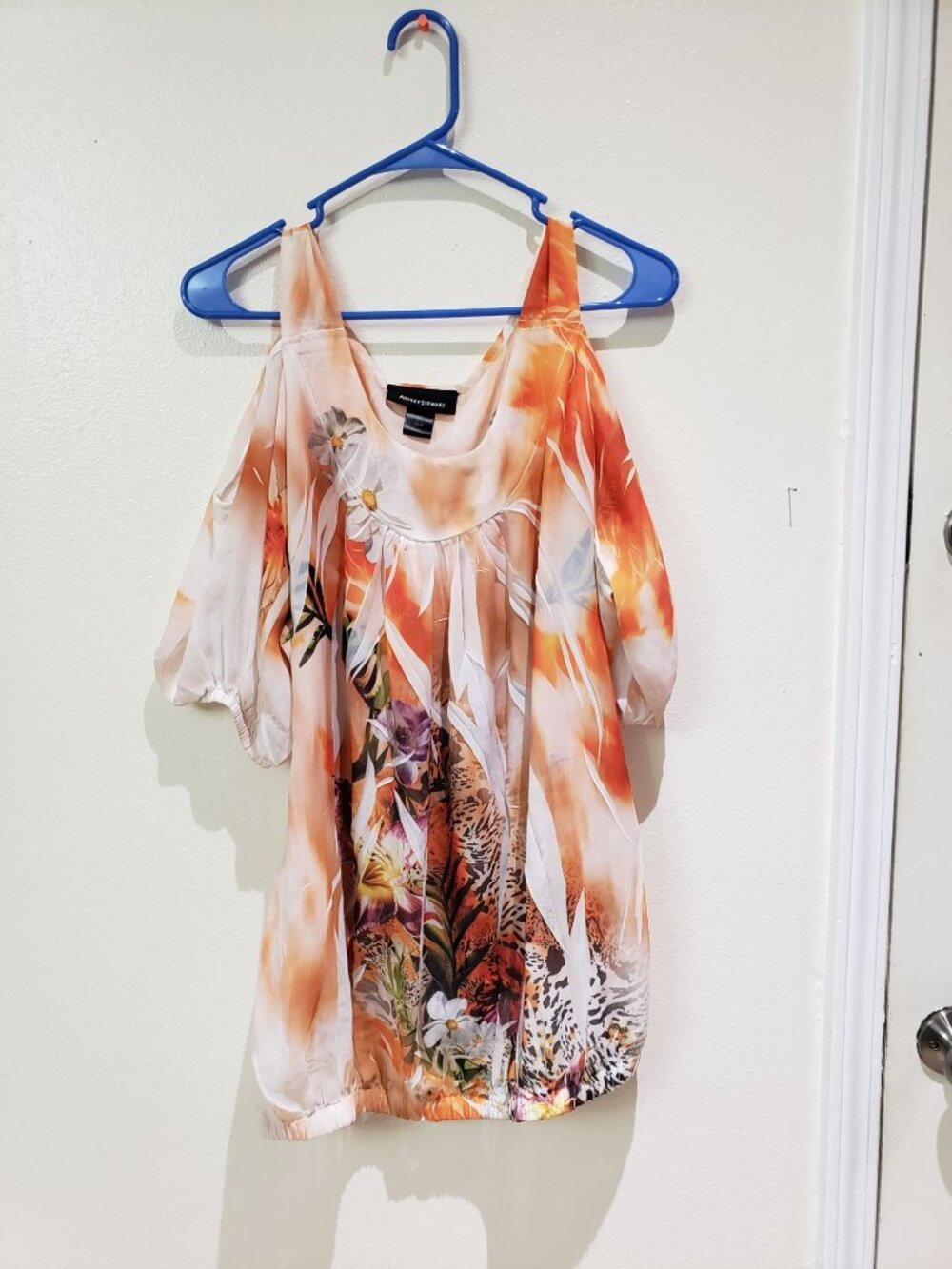 Ashley Stewart sheer, jungle print, cold shoulder top, size 14/16